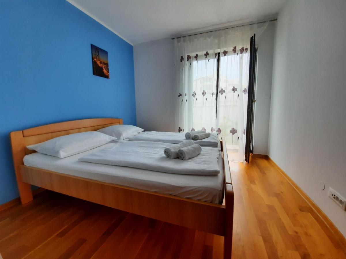 Maslina Apartment Premantura Ngoại thất bức ảnh